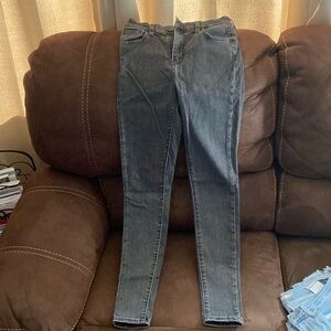 Levi’s 720 High Rise Super Skinny Black Jeans